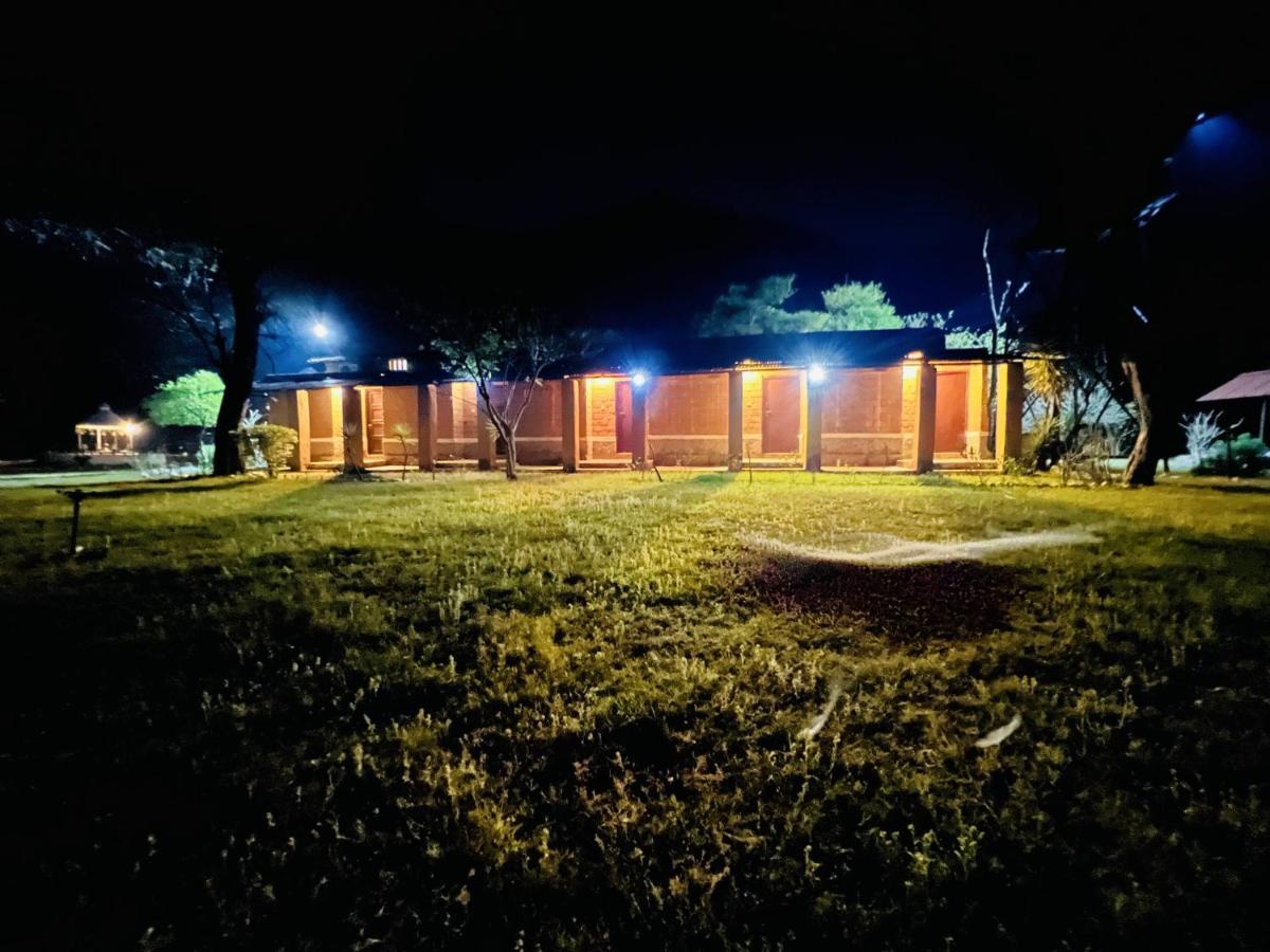 Aura Wildlife Camp And Resorts Marchula Eksteriør bilde